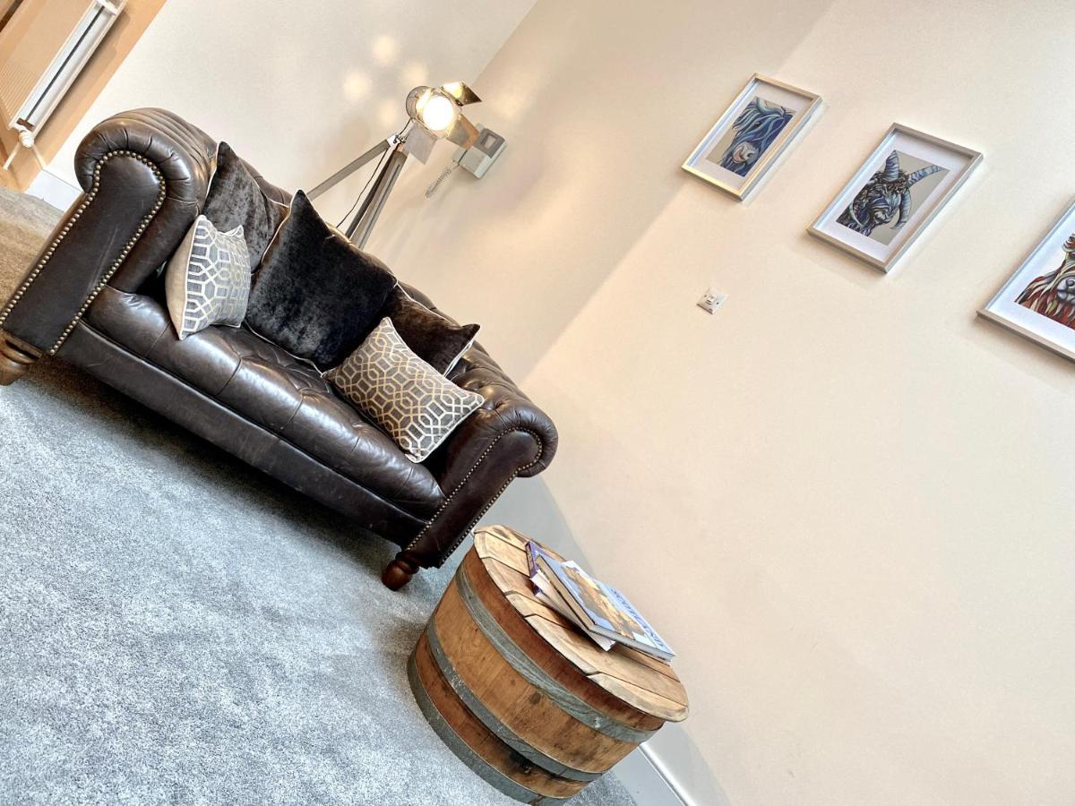Serviced Accommodation Moray Lesmurdie House, Elgin - Free Parking, Free Wifi Bagian luar foto