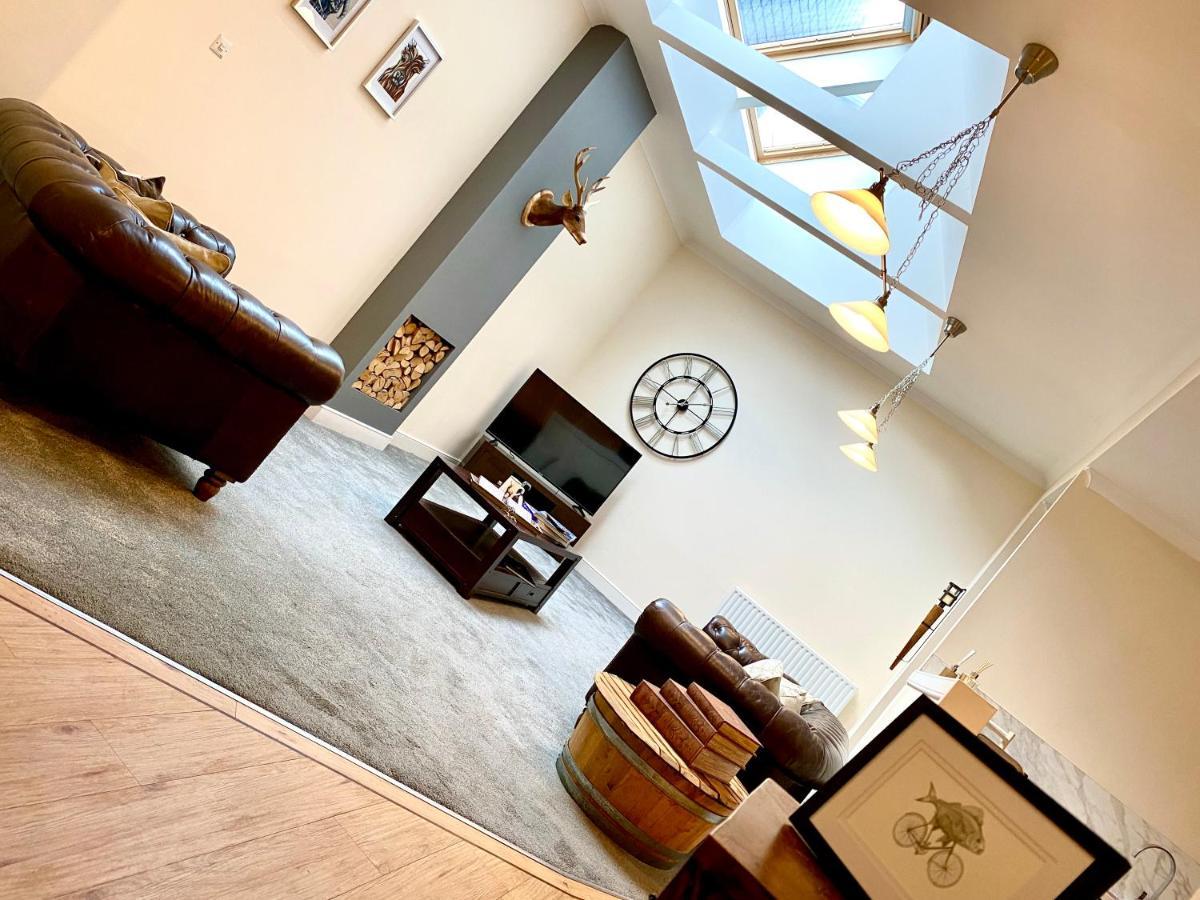 Serviced Accommodation Moray Lesmurdie House, Elgin - Free Parking, Free Wifi Bagian luar foto